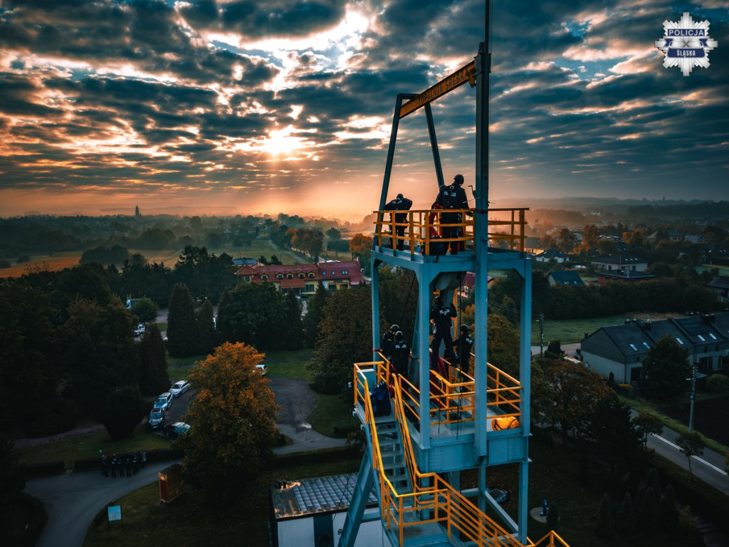Tarnowskie Góry. Brudna bomba i poszukiwany pilot drona