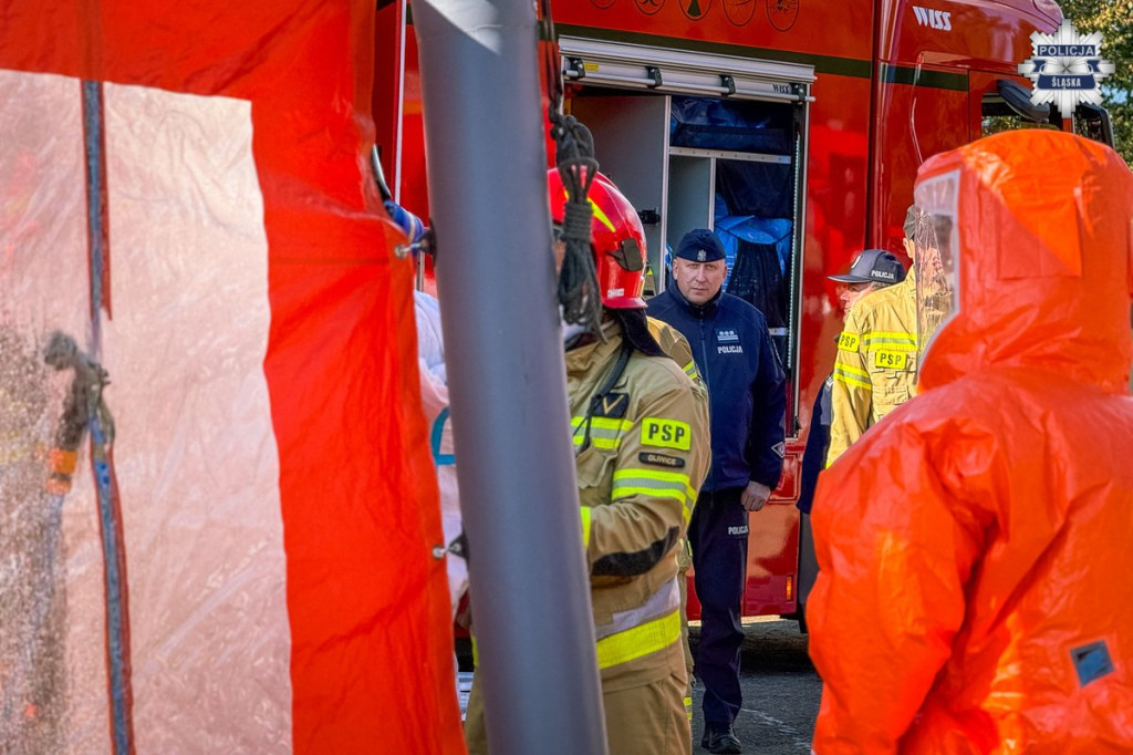Tarnowskie Góry. Brudna bomba i poszukiwany pilot drona