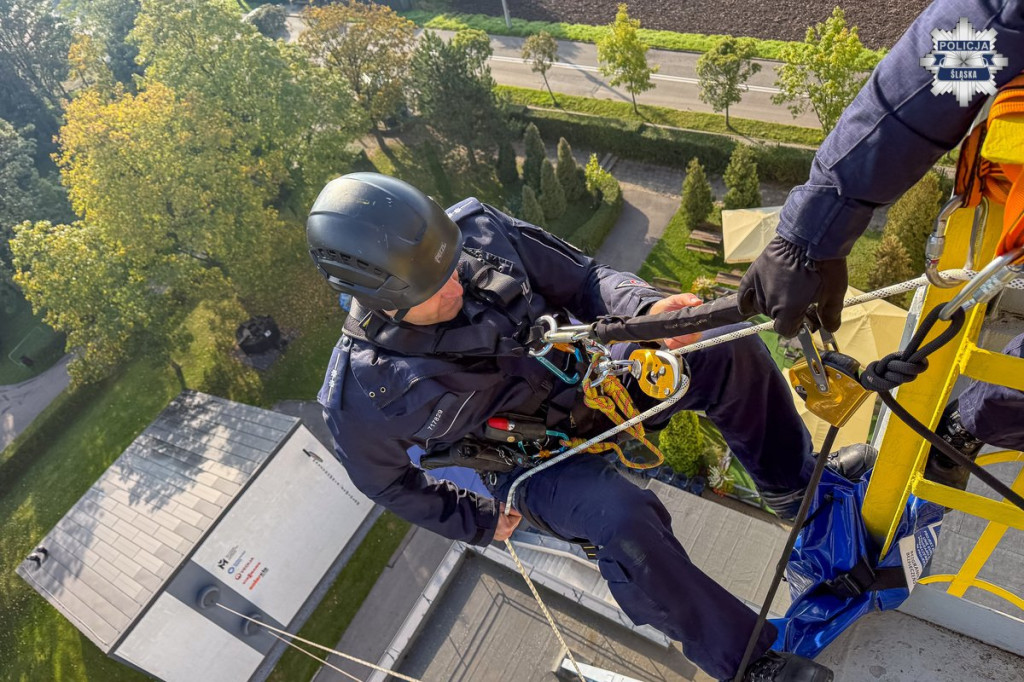 Tarnowskie Góry. Brudna bomba i poszukiwany pilot drona