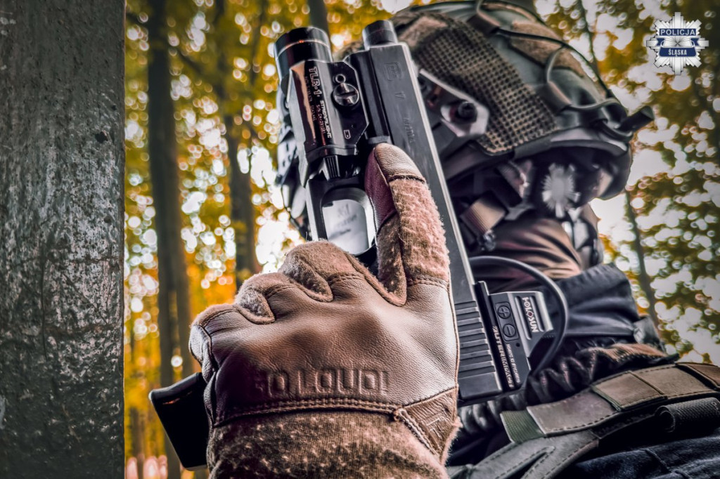 Tarnowskie Góry. Brudna bomba i poszukiwany pilot drona