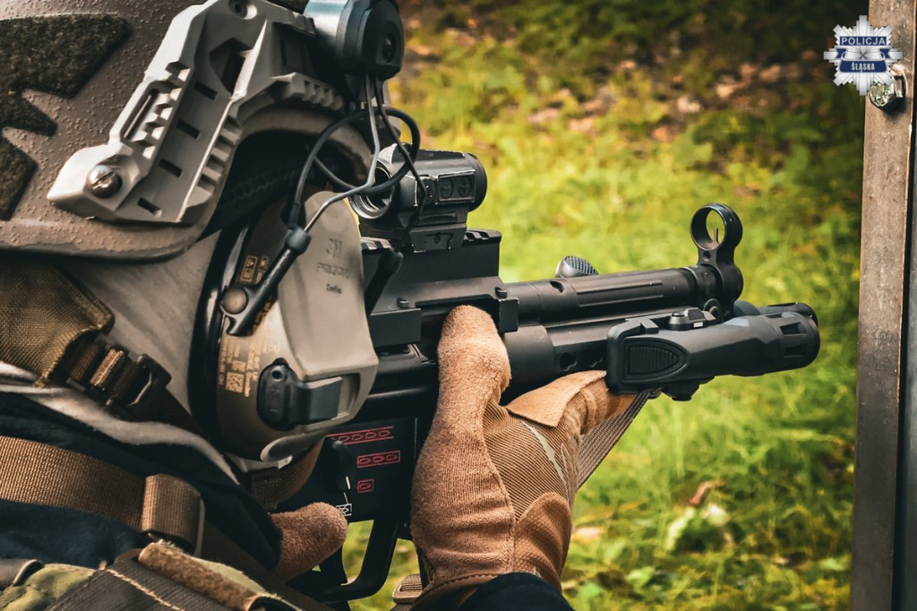 Tarnowskie Góry. Brudna bomba i poszukiwany pilot drona
