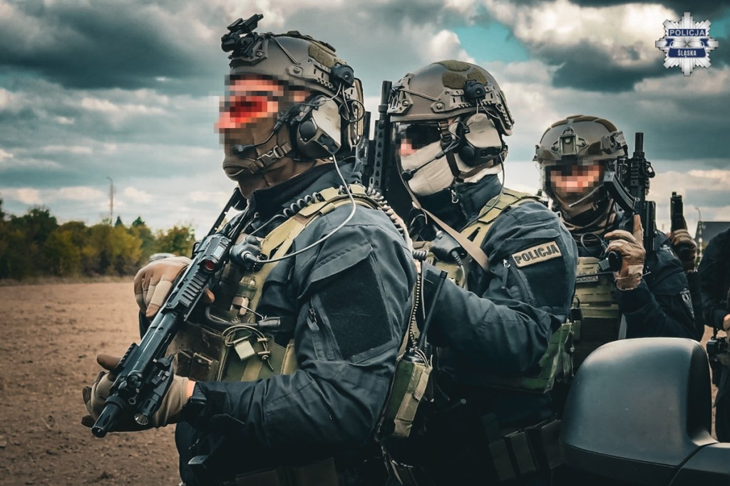 Tarnowskie Góry. Brudna bomba i poszukiwany pilot drona