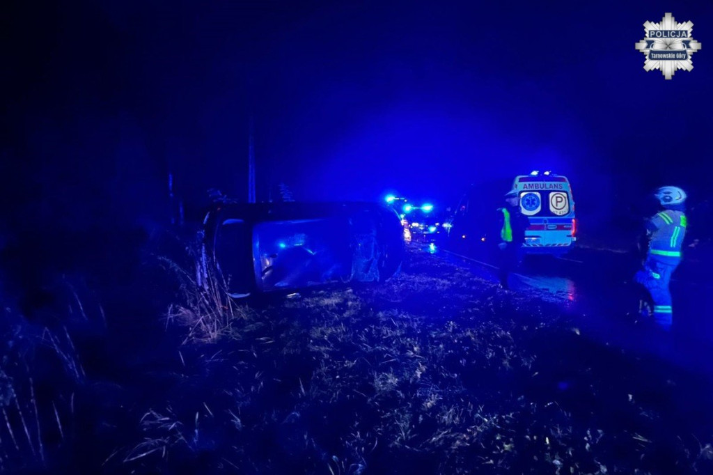 Miasteczko Śląskie. Wpadł w poślizg i dachował