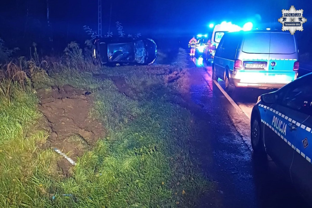 Miasteczko Śląskie. Wpadł w poślizg i dachował