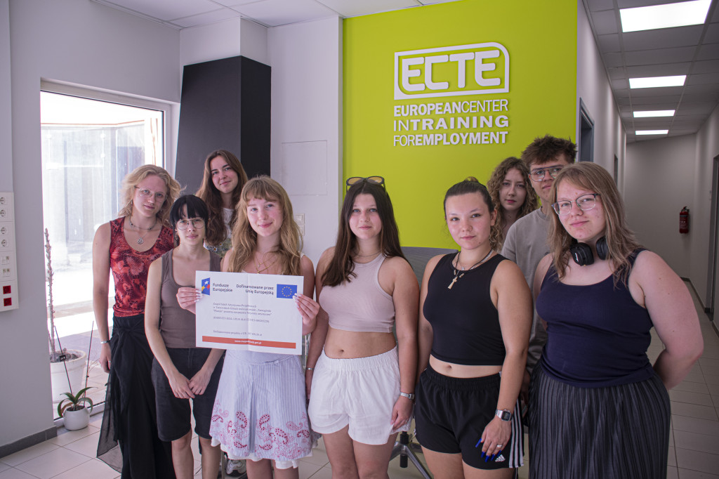 Uczniowie Plastyka kończą staże na Krecie