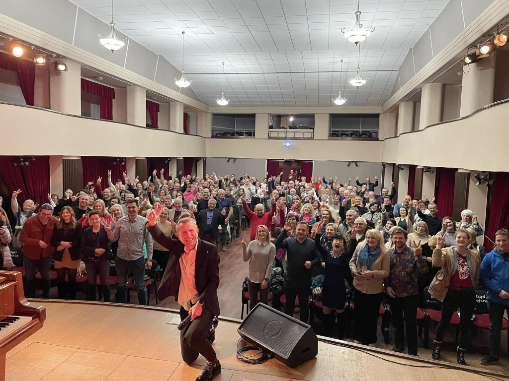 Adam Snopek - tarnogórski pianista uniwersalny