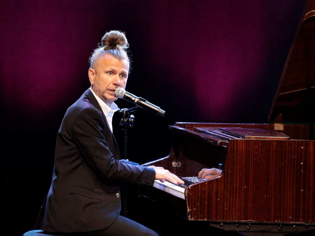 Adam Snopek - tarnogórski pianista uniwersalny