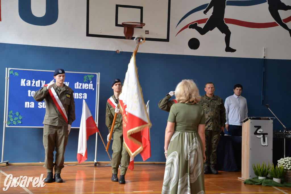 Ślubowanie i święto nauczycieli w Kolejówce