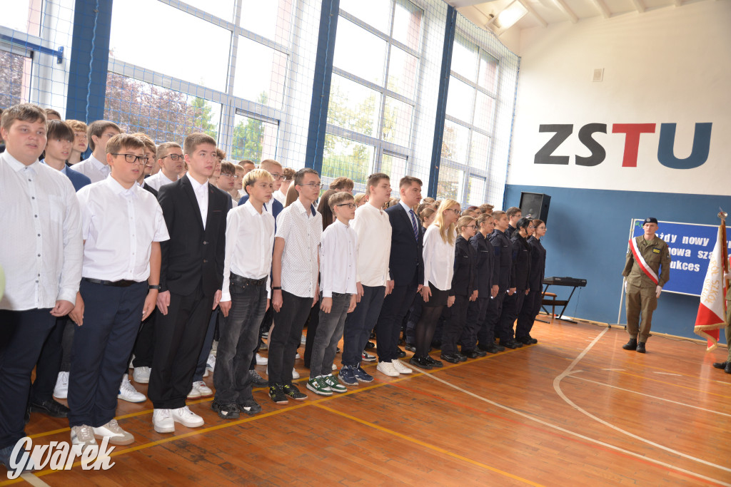 Ślubowanie i święto nauczycieli w Kolejówce