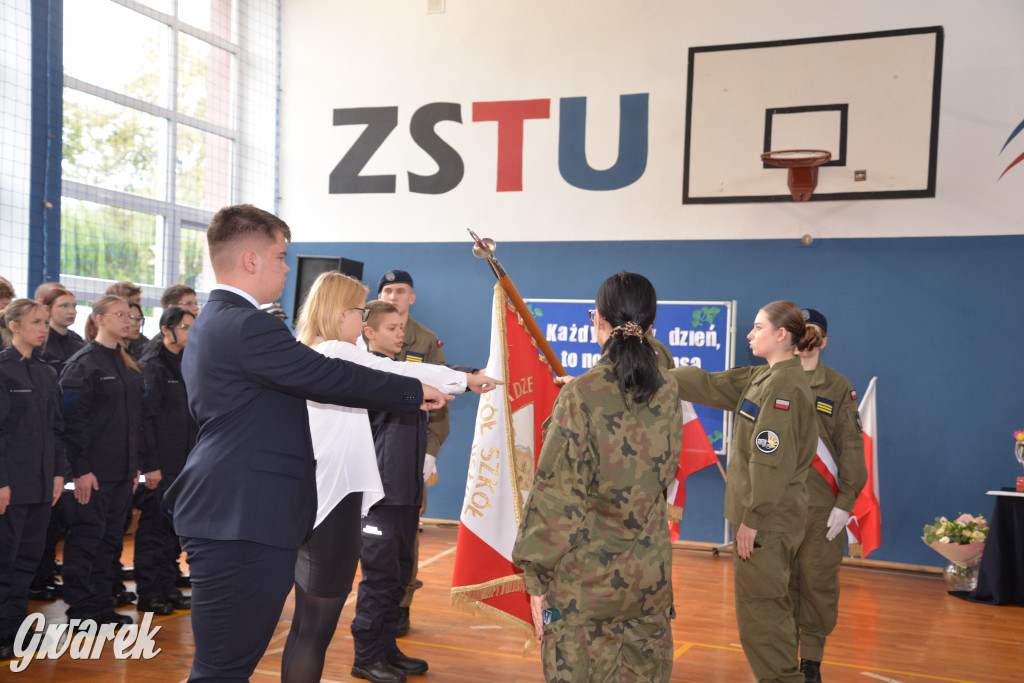 Ślubowanie i święto nauczycieli w Kolejówce