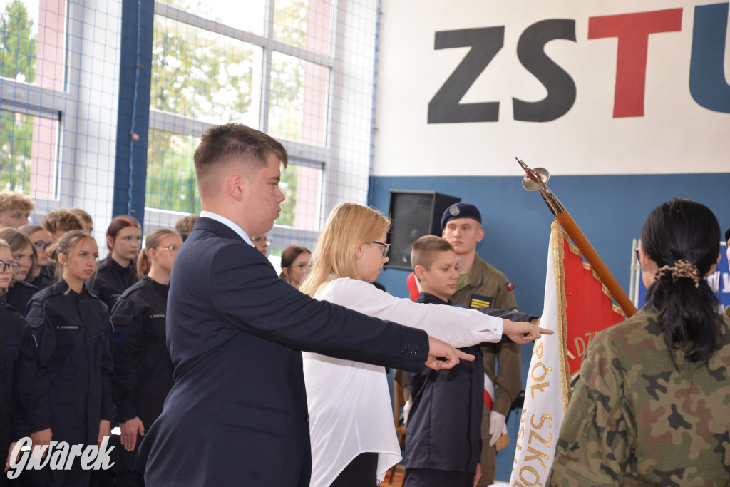 Ślubowanie i święto nauczycieli w Kolejówce