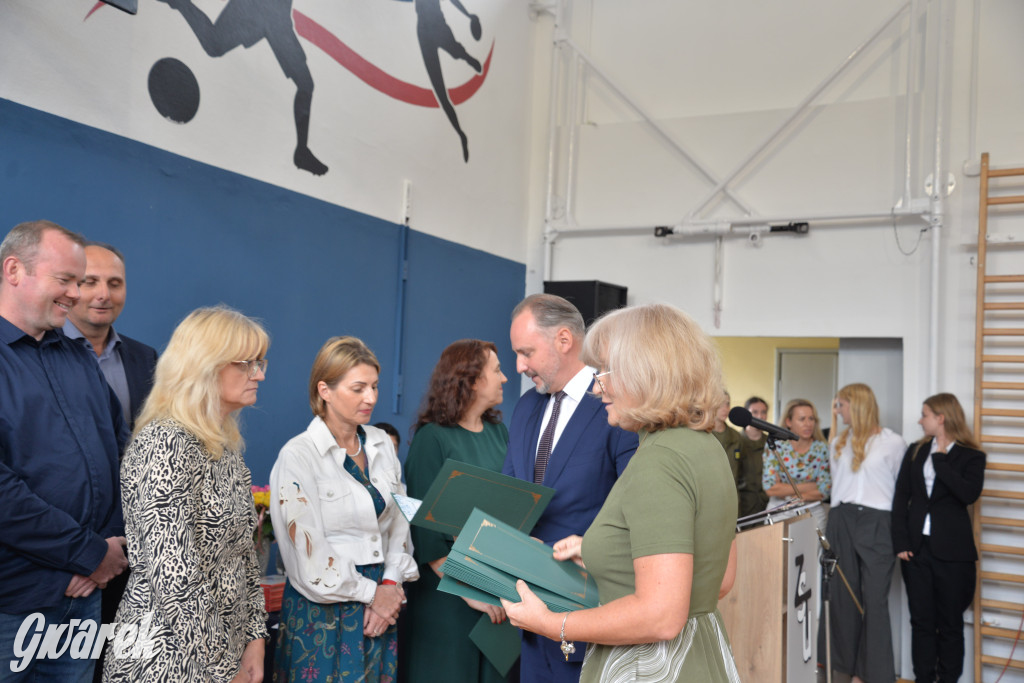 Ślubowanie i święto nauczycieli w Kolejówce