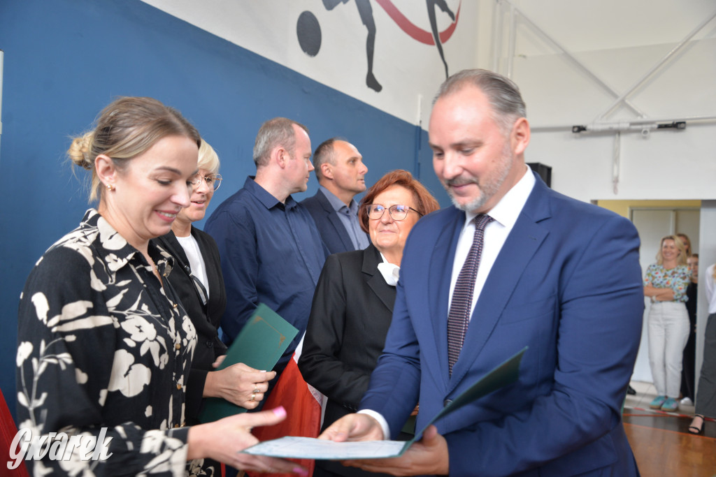 Ślubowanie i święto nauczycieli w Kolejówce