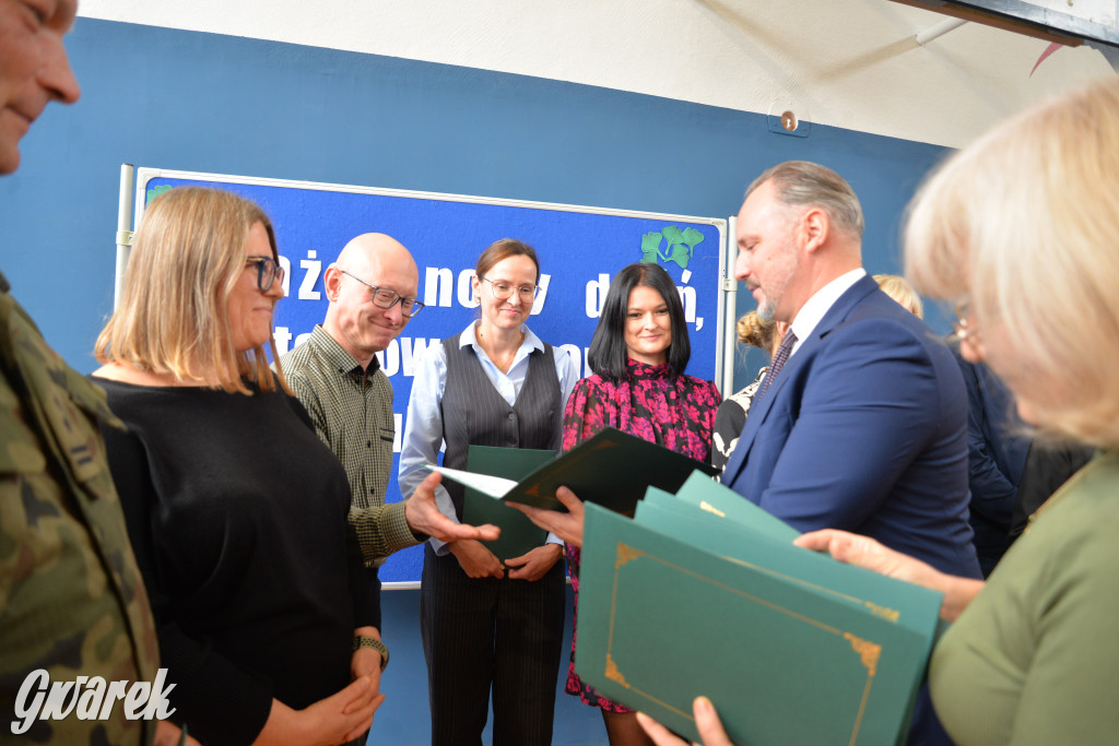 Ślubowanie i święto nauczycieli w Kolejówce