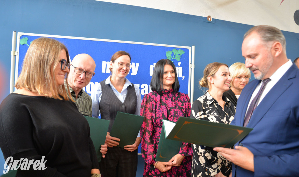 Ślubowanie i święto nauczycieli w Kolejówce