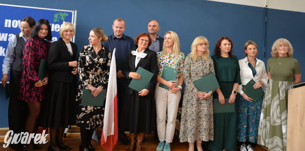 Ślubowanie i święto nauczycieli w Kolejówce