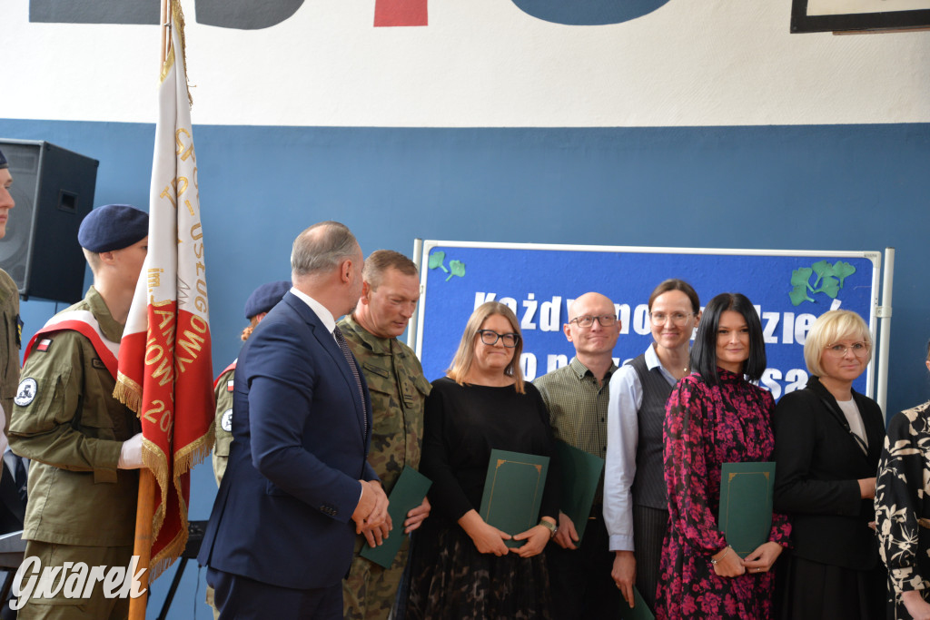 Ślubowanie i święto nauczycieli w Kolejówce