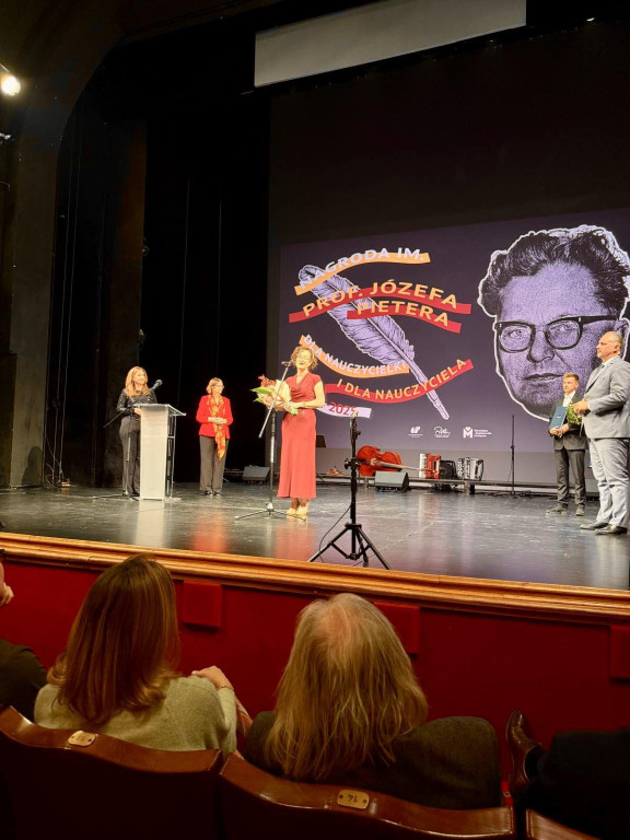 Nasza nauczycielka w finale konkursu