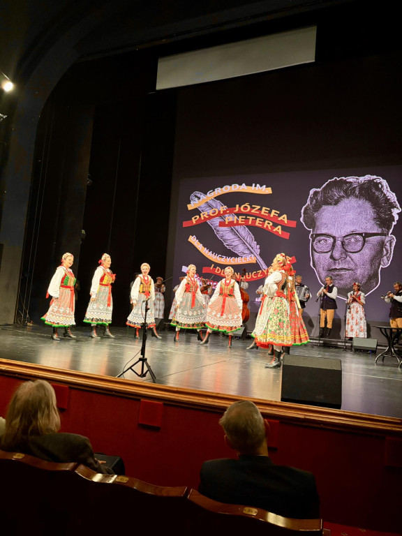 Nasza nauczycielka w finale konkursu