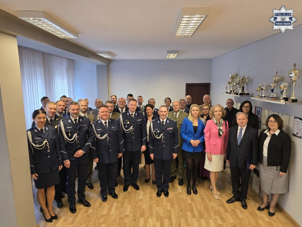 Zmiana warty w policji w Piekarach Śląskich