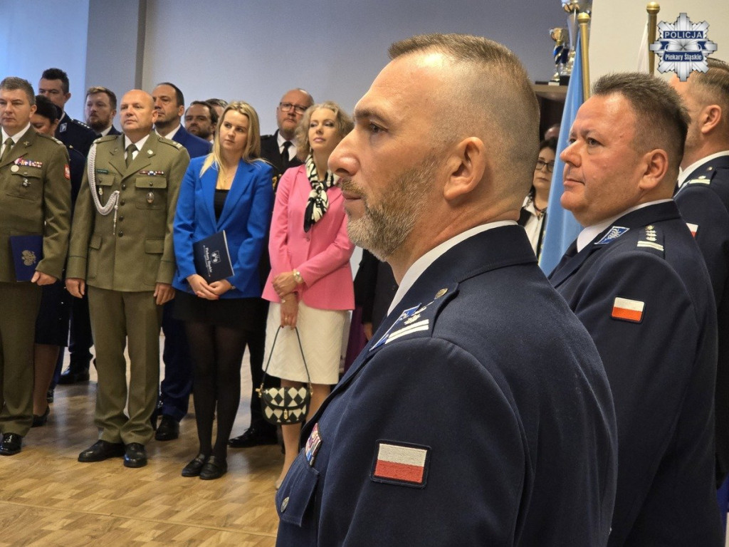 Zmiana warty w policji w Piekarach Śląskich