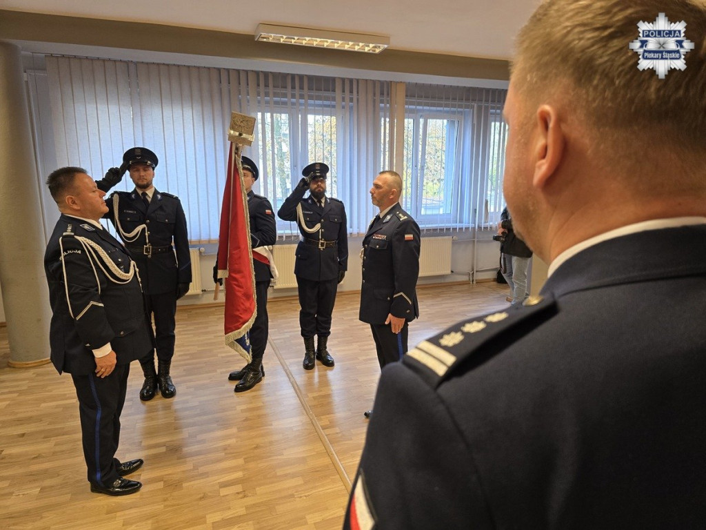 Zmiana warty w policji w Piekarach Śląskich