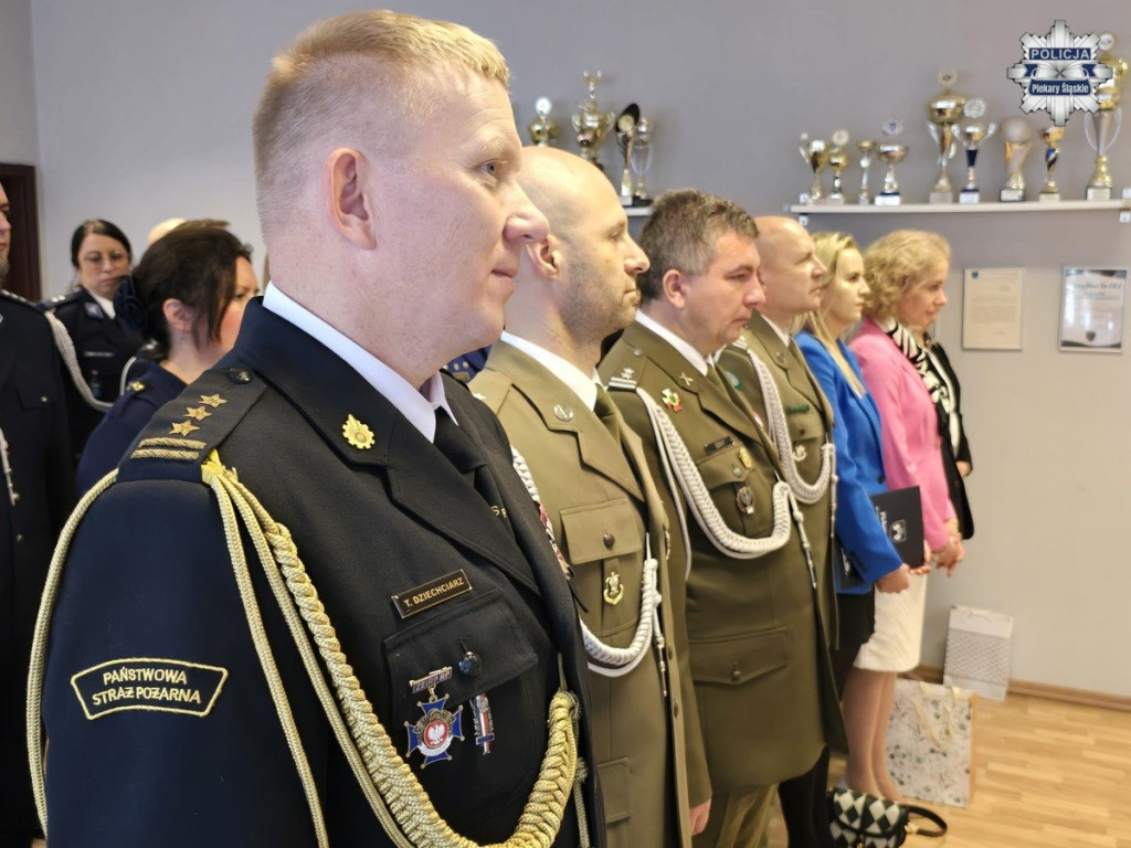 Zmiana warty w policji w Piekarach Śląskich