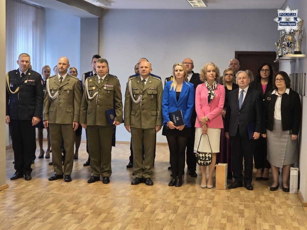 Zmiana warty w policji w Piekarach Śląskich