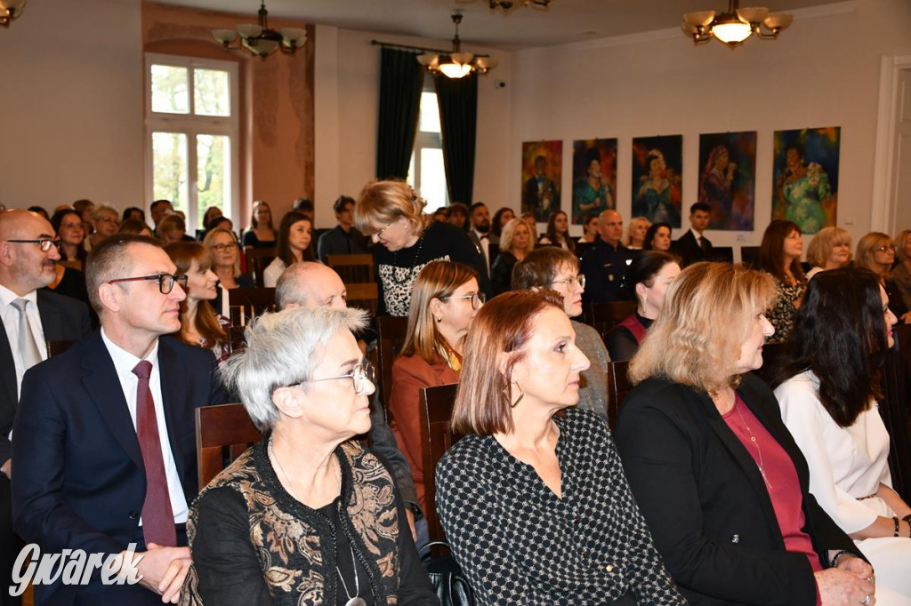 Powiatowy Dzień Edukacji Narodowej w pałacu w Nakle Śl.