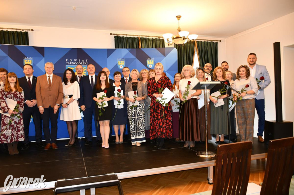 Powiatowy Dzień Edukacji Narodowej w pałacu w Nakle Śl.