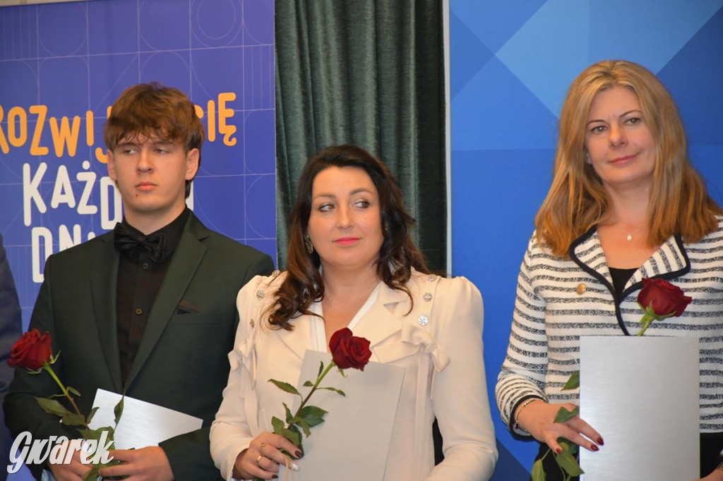 Powiatowy Dzień Edukacji Narodowej w pałacu w Nakle Śl.