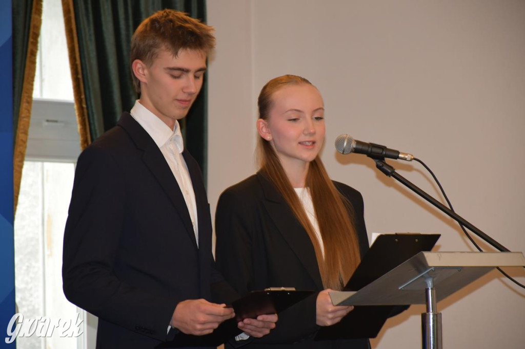 Powiatowy Dzień Edukacji Narodowej w pałacu w Nakle Śl.