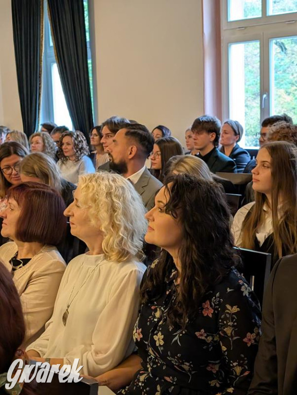 Powiatowy Dzień Edukacji Narodowej w pałacu w Nakle Śl.