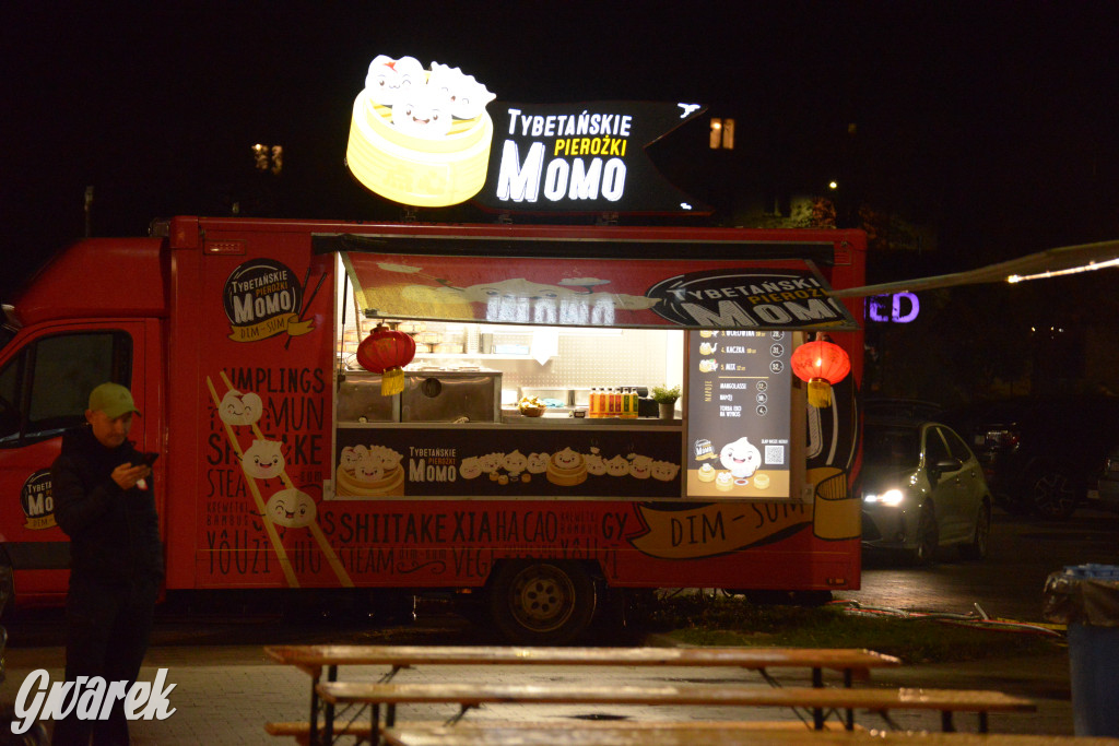 Żarciowozy w Tarnowskich Górach. Co i za ile?