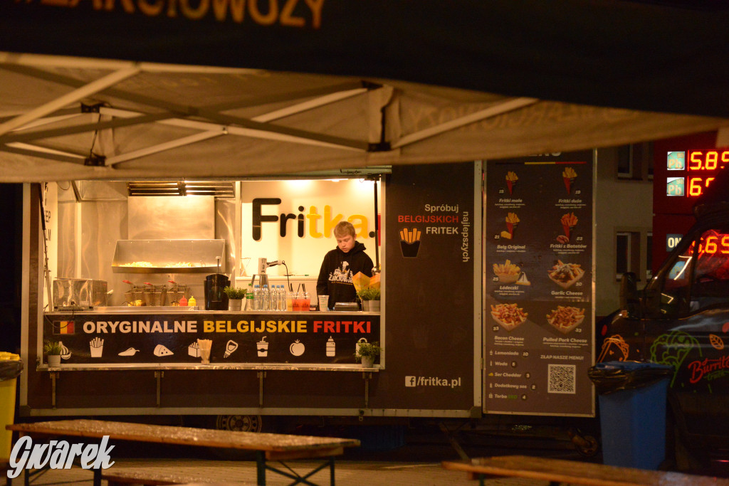 Żarciowozy w Tarnowskich Górach. Co i za ile?