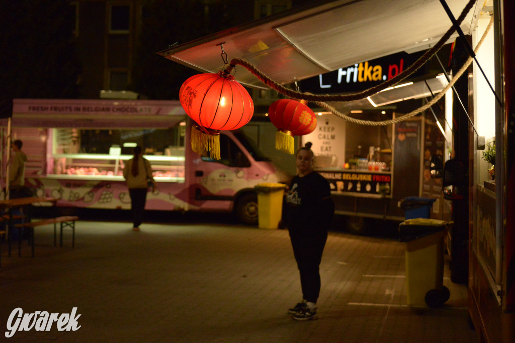 Żarciowozy w Tarnowskich Górach. Co i za ile?