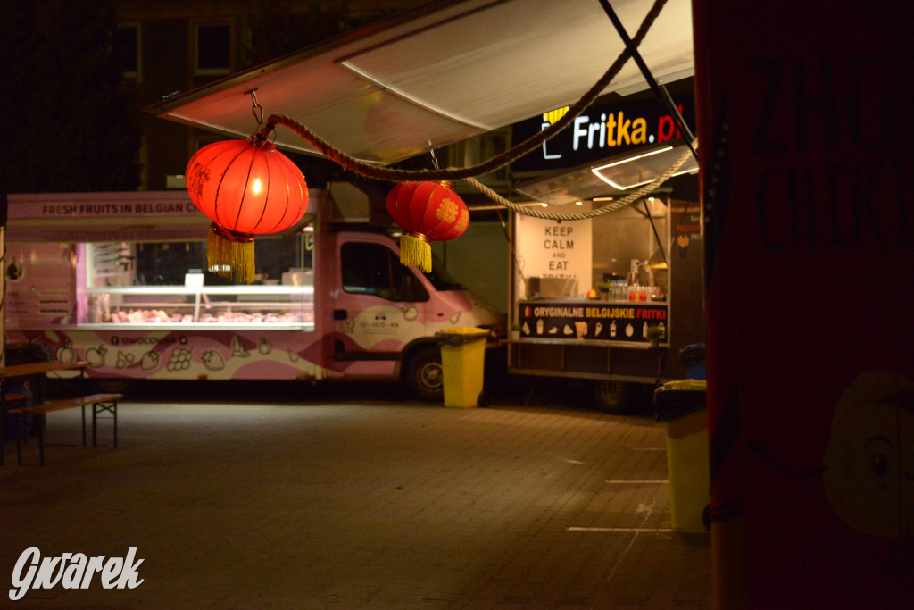 Żarciowozy w Tarnowskich Górach. Co i za ile?