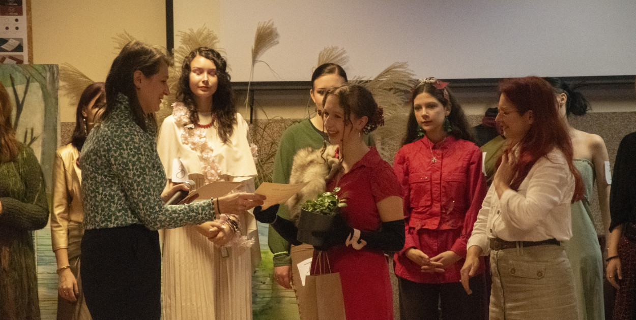 Drzewa, konkurs i pokaz mody