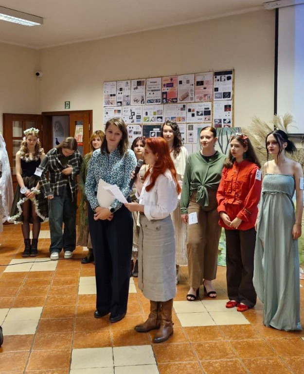 Drzewa, konkurs i pokaz mody