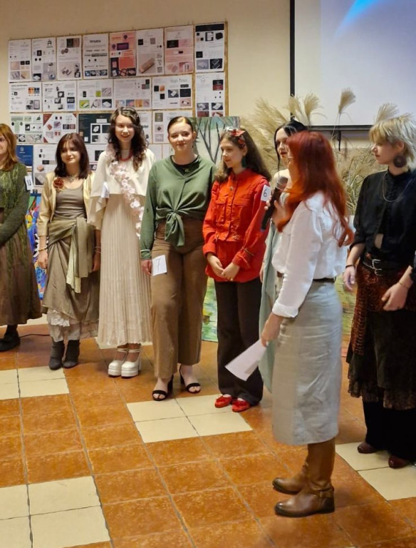 Drzewa, konkurs i pokaz mody