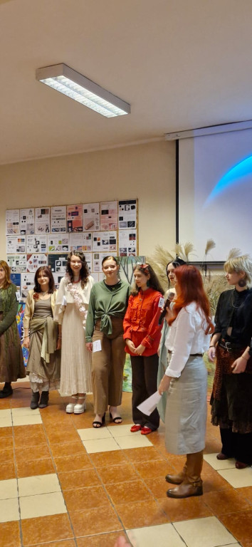 Drzewa, konkurs i pokaz mody