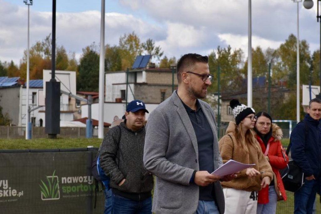 Walczyli o puchar starosty