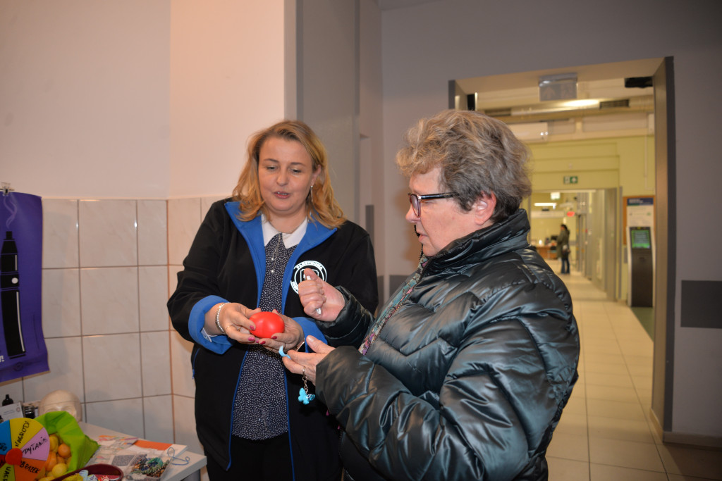 Tarnowskie Góry. ZUS dla seniorów, smakołyki i zdrowie