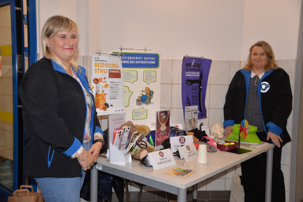 Tarnowskie Góry. ZUS dla seniorów, smakołyki i zdrowie