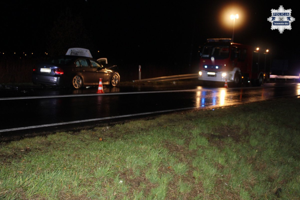 Powiat tarnogórski. Pijany, czołowe zderzenie, ranni