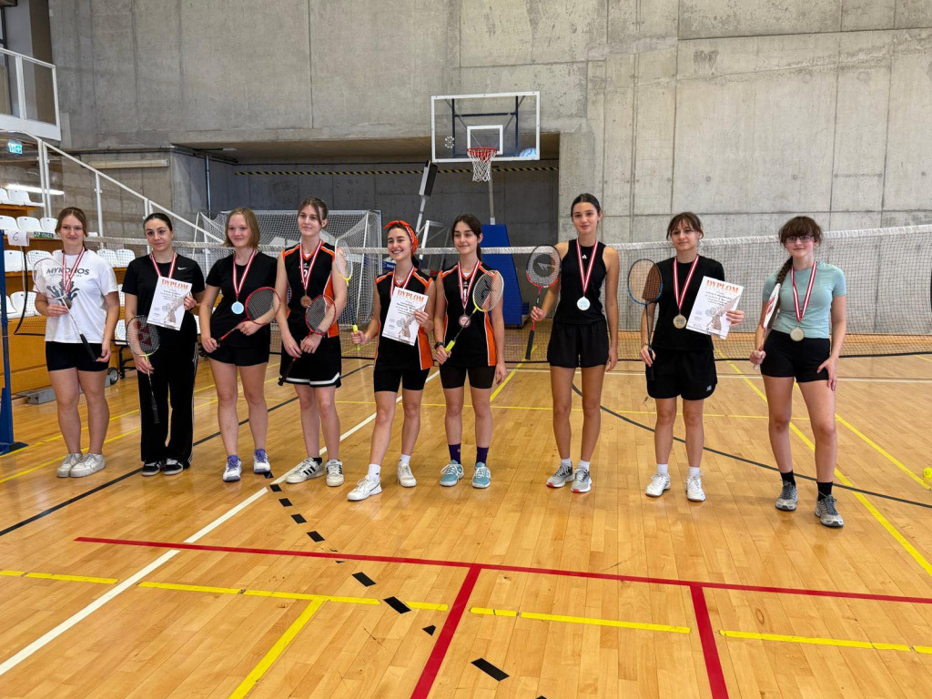 Powiat tarnogórski. Sempa i Radzionków górą