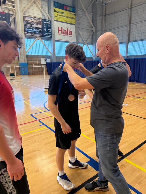 Powiat tarnogórski. Sempa i Radzionków górą