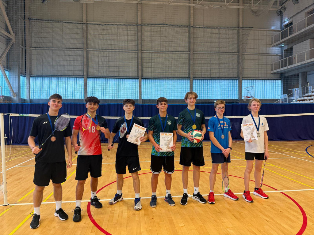 Powiat tarnogórski. Sempa i Radzionków górą