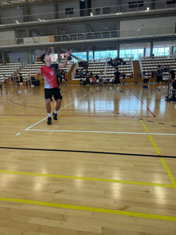 Powiat tarnogórski. Sempa i Radzionków górą