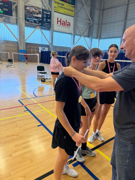 Powiat tarnogórski. Sempa i Radzionków górą